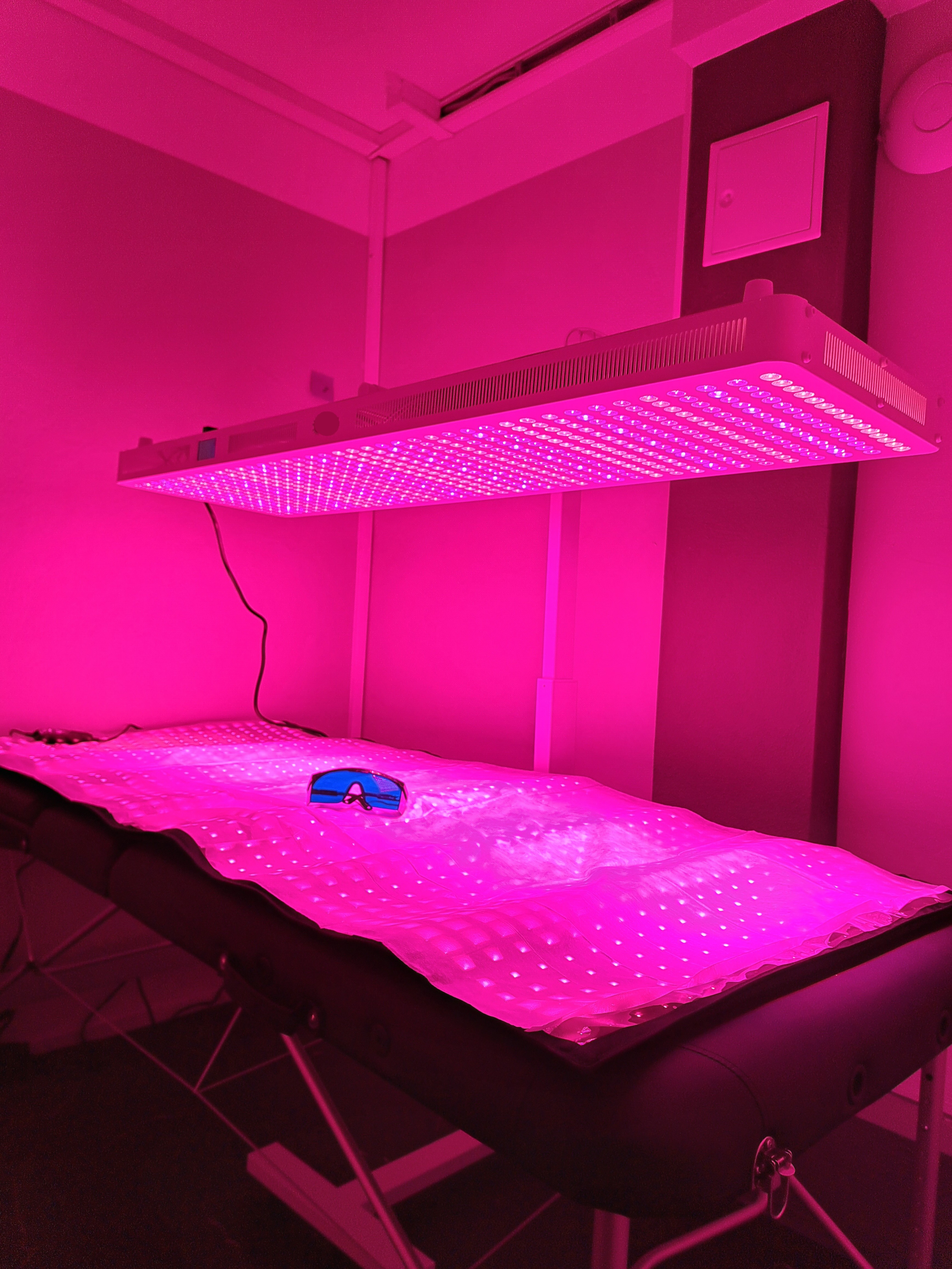 Neues Red Light Therapy Studio in Bayern eröffnet – Hey Body in Langerringen bei Augsburg